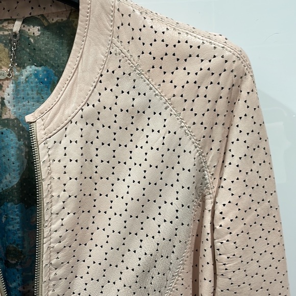 Imperial. Leather 💯% jacket - Picture 8 of 8